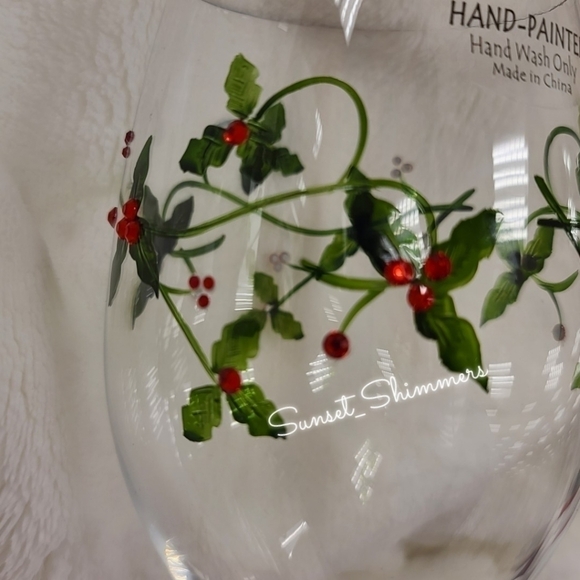2pc Sparkly Rhinestone Holly Berry Christmas Cocktail Sangria Wine Glass Set New - Picture 9 of 11